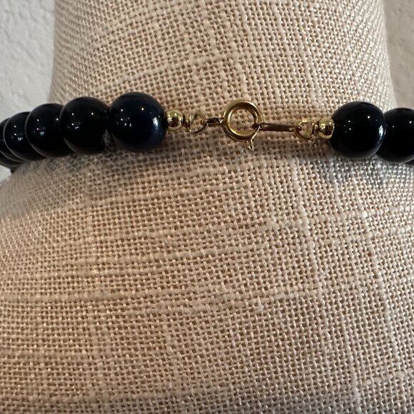 Vintage Reversible Beaded Necklace and Clip-On Earrings Set - Picture 4 of 10